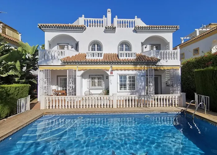 Town-House-Style Villa - On The Golden Mile